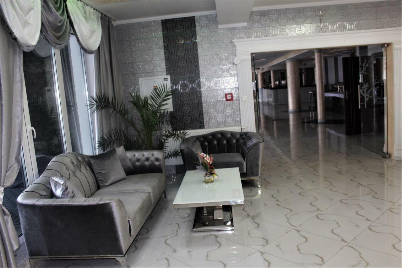 Hotel Chio Vazec Экстерьер фото