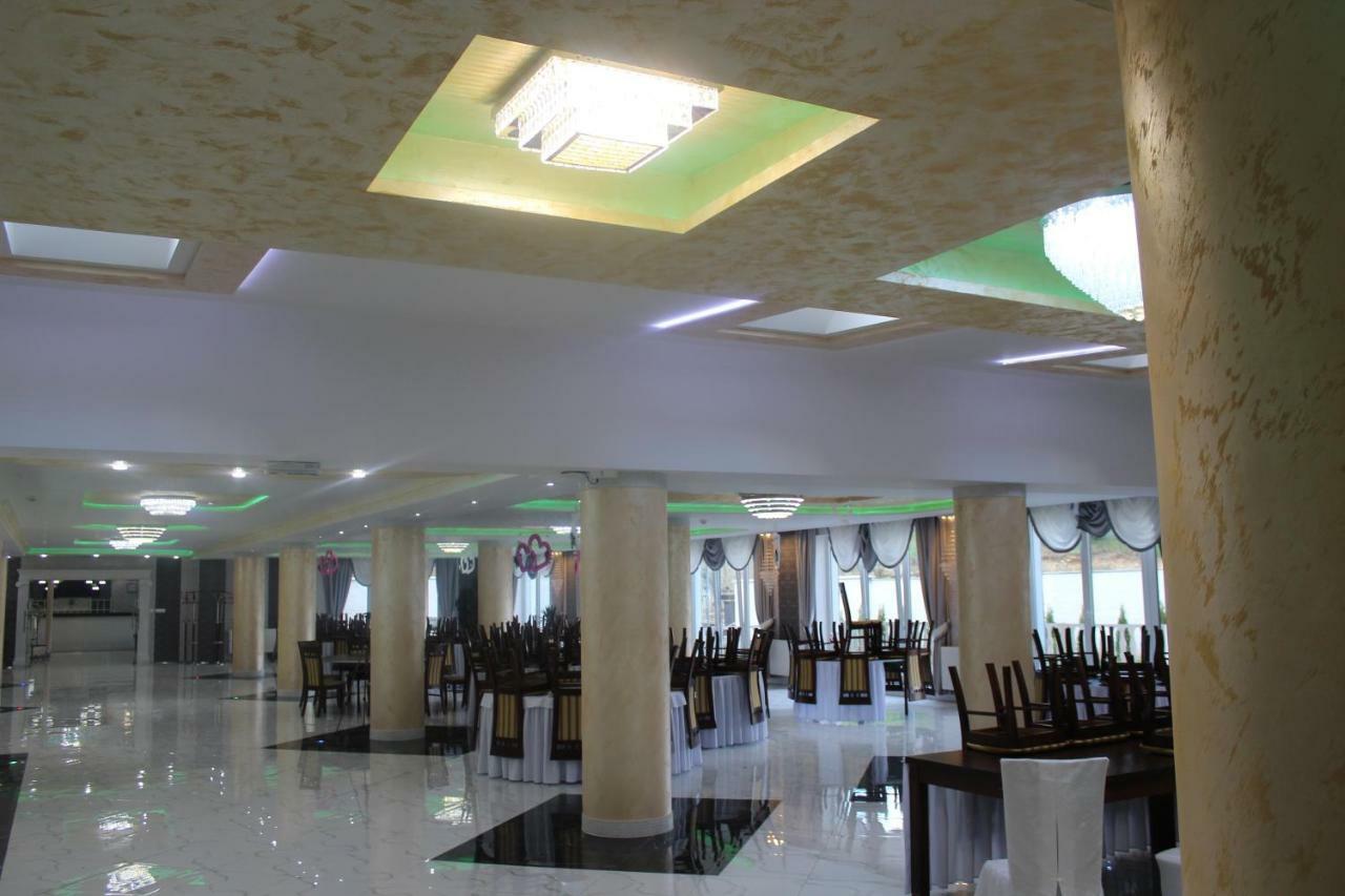 Hotel Chio Vazec Экстерьер фото